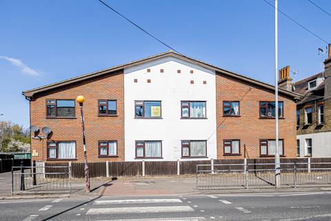 Fairfax Drive, Westcliff-on-sea, SS0
