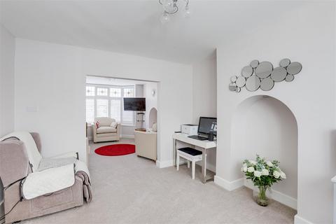 6 bedroom semi-detached house for sale, Woodland Grove, Woodthorpe NG5