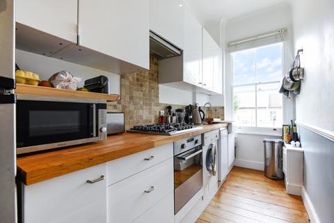3 bedroom apartment to rent, Erlanger Road London SE14