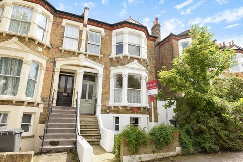 3 bedroom apartment to rent, Erlanger Road London SE14