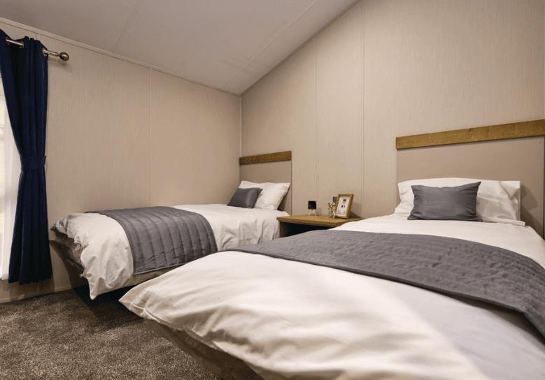 Hayward twin bedroom 779x544 b32f57b33e.png