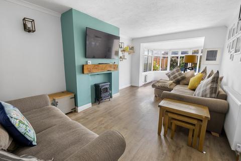 14 Martin Close, Bromsgrove, B61 7BW