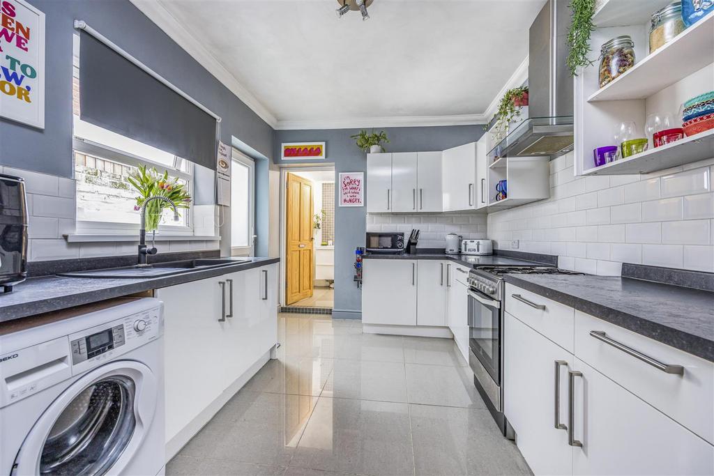 12 Chesterfield Road, Baffins-Portico Marketing-Sar