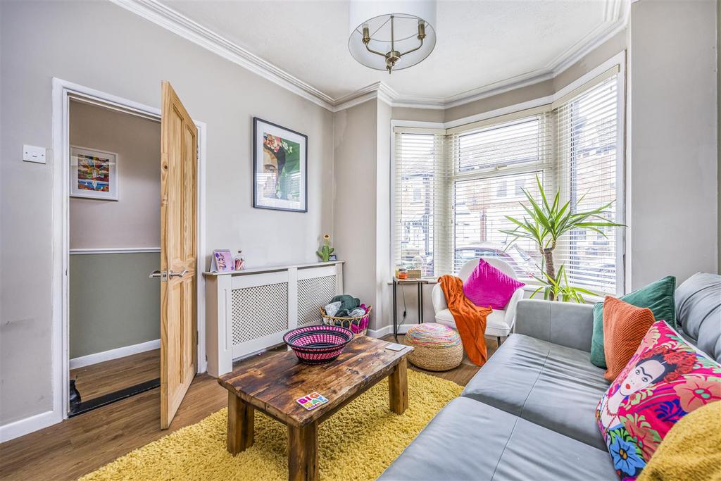 12 Chesterfield Road, Baffins-Portico Marketing-Sar