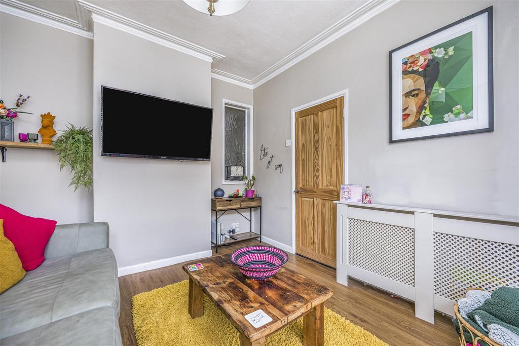 12 Chesterfield Road, Baffins-Portico Marketing-Sar