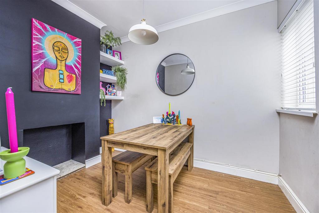 12 Chesterfield Road, Baffins-Portico Marketing-Sar