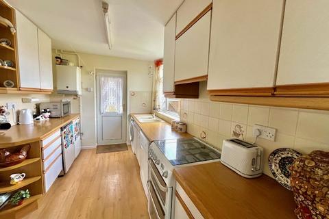 3 bedroom semi-detached house for sale, East Bank, Selsey