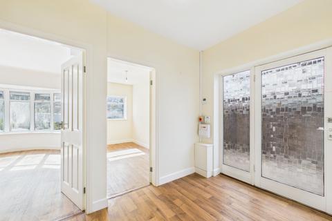 47 Botanic Road, Southport, PR9 7NE