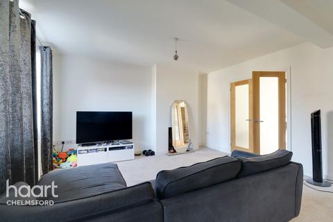 2 Edward Drive, Chelmsford, CM2 9ER