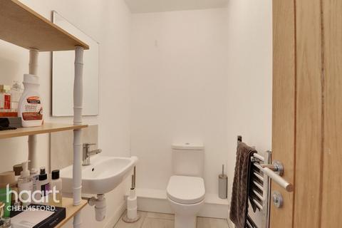 2 Edward Drive, Chelmsford, CM2 9ER