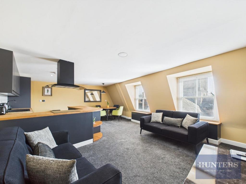 Kitchen / Living Room