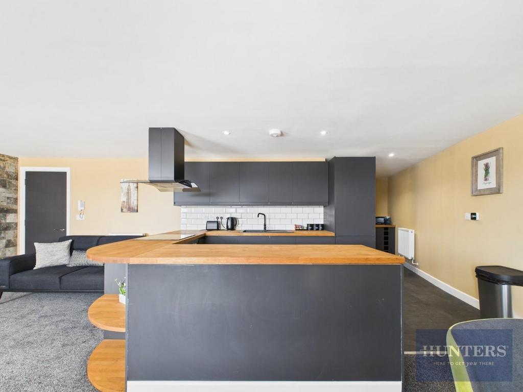 Kitchen / Living Room