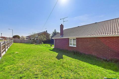 2 bedroom bungalow for sale, Dunniwood Avenue, Doncaster, South Yorkshire, DN4