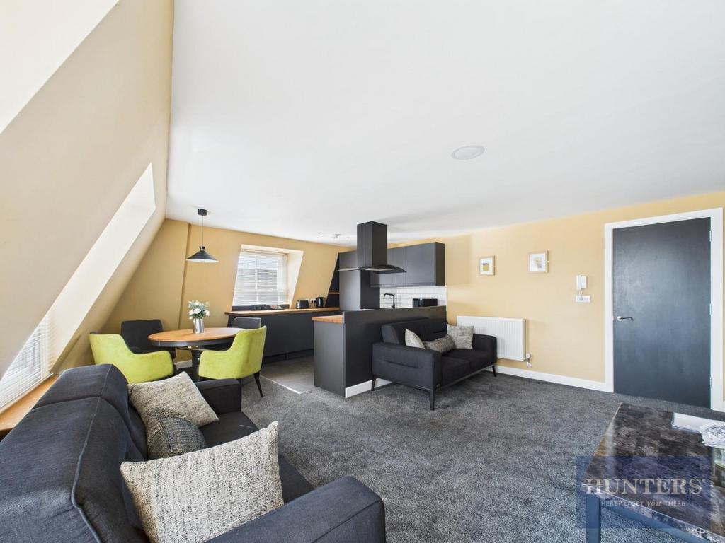 Kitchen / Living Room