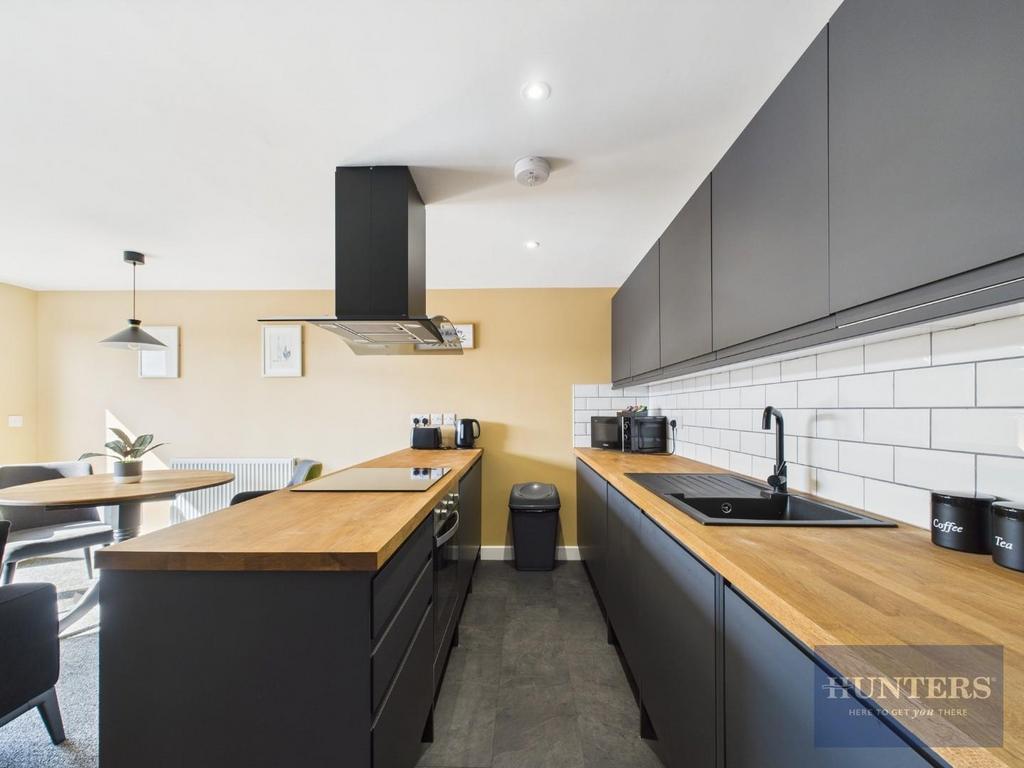 Kitchen / Living Room