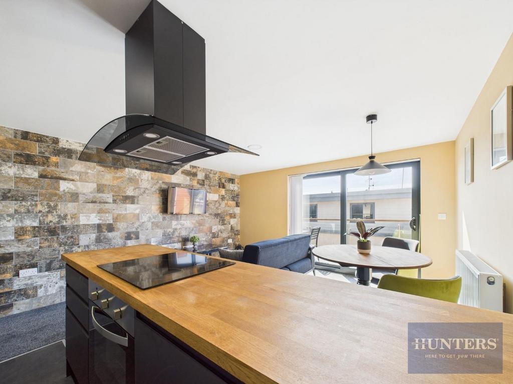 Kitchen / Living Room