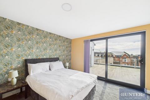 2 bedroom apartment to rent, Southgate Street, Gloucester