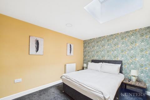 2 bedroom apartment to rent, Southgate Street, Gloucester