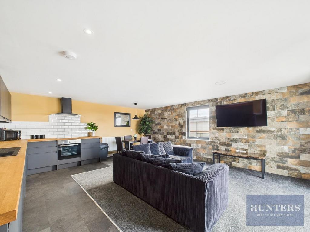 Kitchen / Living Room