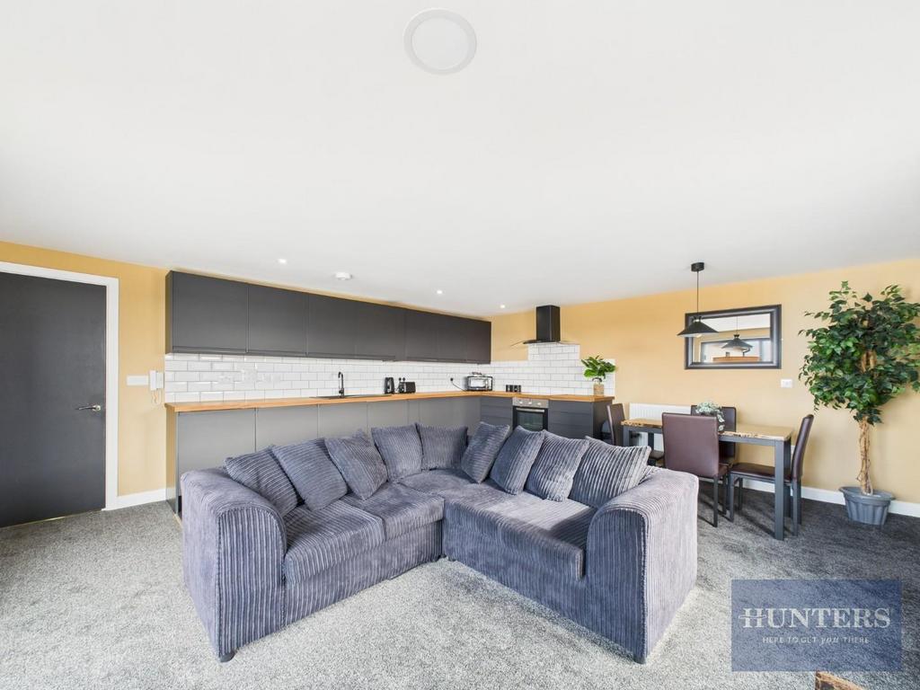 Kitchen / Living Room