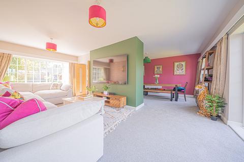 5 Dorridge Croft, Dorridge, Solihull, B93 8QL