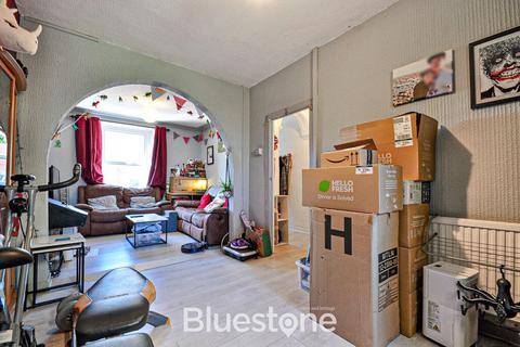 2 bedroom terraced house for sale, Albert Avenue, Newport, NP19
