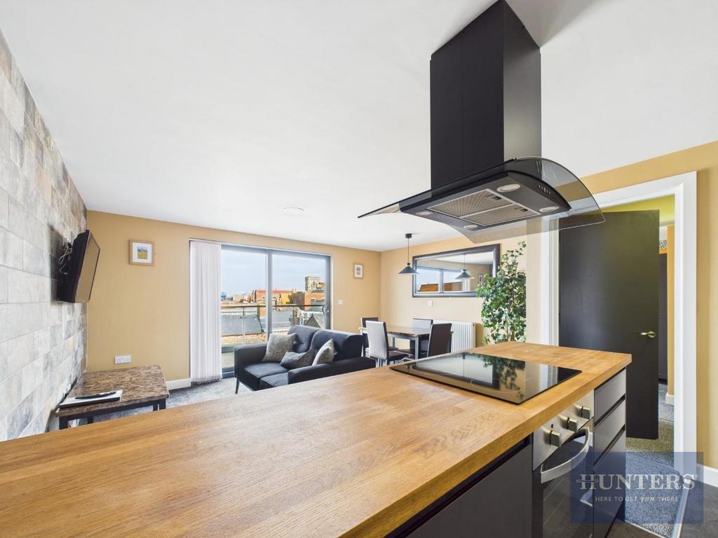 Kitchen / Living Room