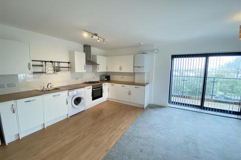 2 bedroom apartment to rent, Burch Road, Northfleet