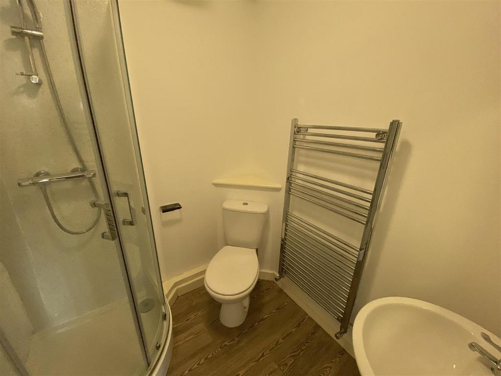 Bedroom 1 En Suite
