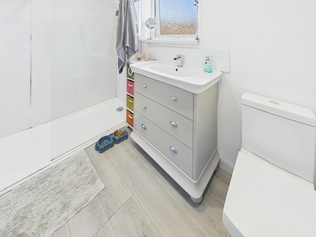 Shower Room/Wc