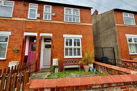 2 bedroom end of terrace house for sale, Henwood Road, Withington