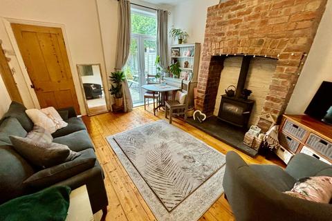 2 bedroom end of terrace house for sale, Henwood Road, Withington