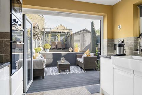 37 Barton Grove, Kedington, Haverhill, CB9 7PT