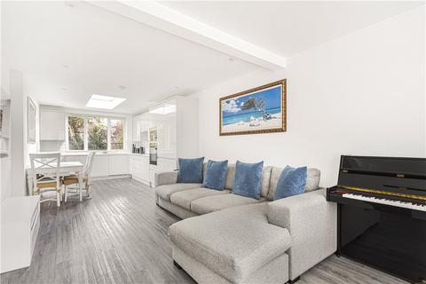 48 Warren Road, Twickenham, TW2 7DL