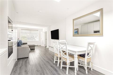 48 Warren Road, Twickenham, TW2 7DL