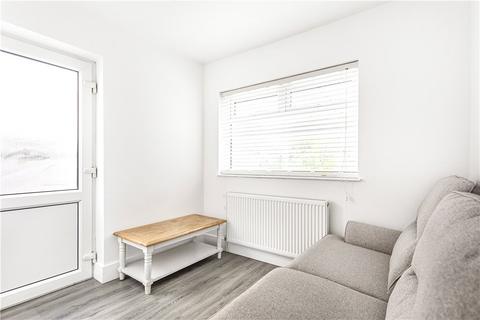 48 Warren Road, Twickenham, TW2 7DL