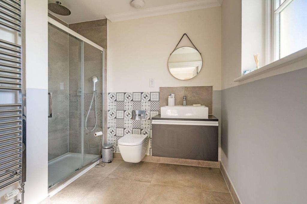 Ensuite