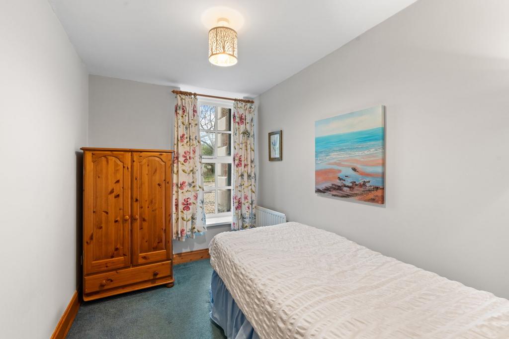 Orchard Cottage - Bedroom 2