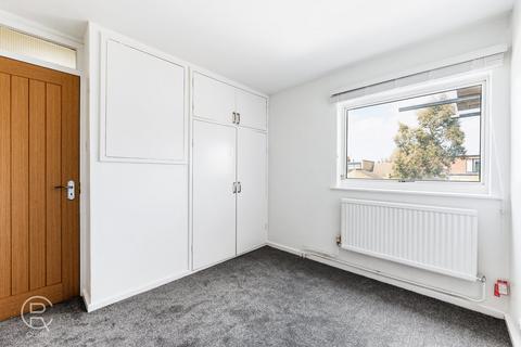 45 Allingham Close, London, W7 1NB