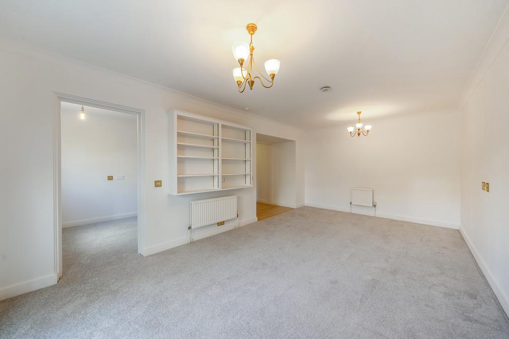 Lounge/Living Room