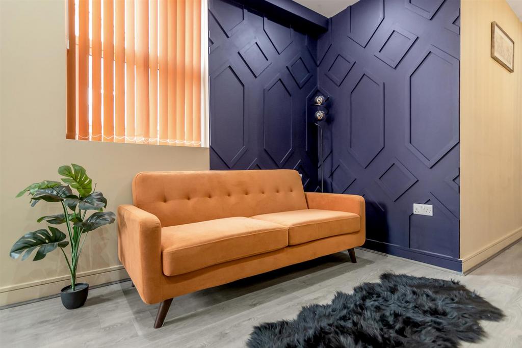 37 Melville Road, Coventry, CV1 3 A (109).jpg