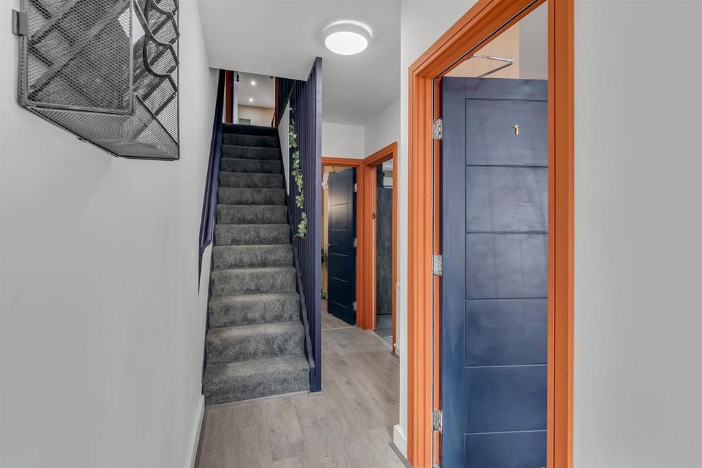 37 Melville Road, Coventry, CV1 3 A (15).jpg