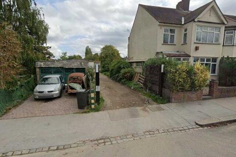 Garage to rent, Bingham Road, Croydon CR0