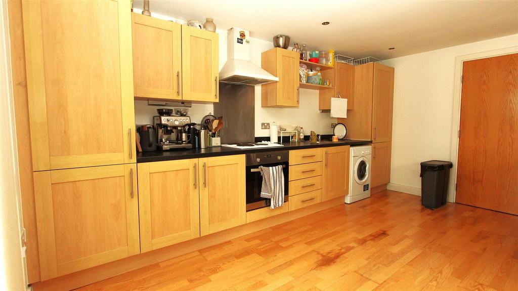 Kitchen.JPG