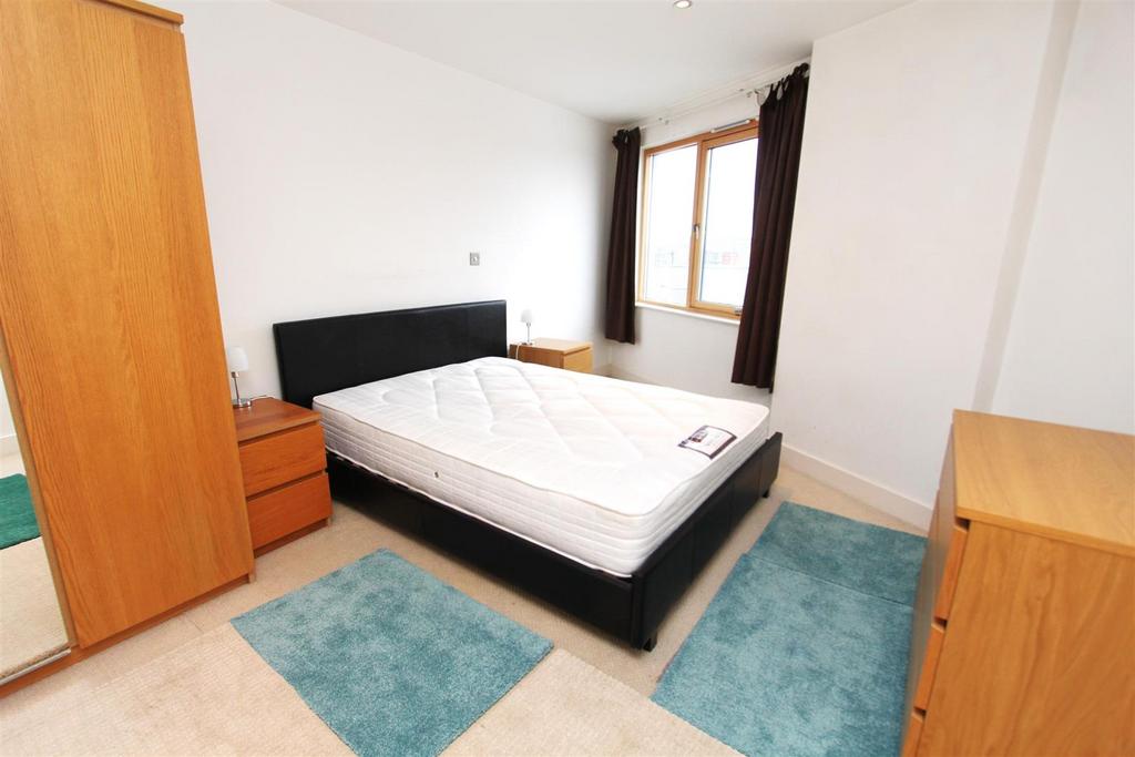 Bedroom.JPG
