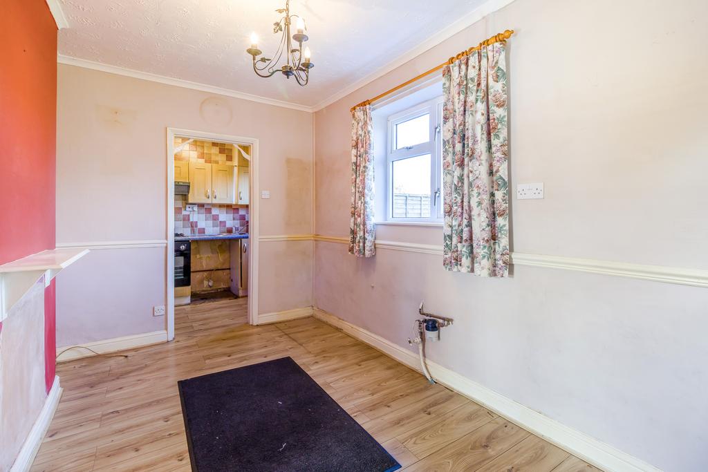 Dining room/ Kitchen