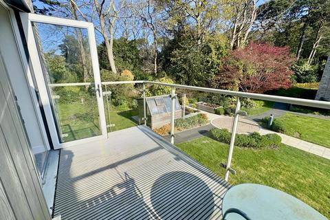 2 bedroom apartment for sale, Lindsay Road, Branksome Park, Poole, BH13