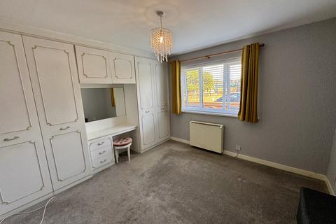 1 bedroom ground floor flat for sale, Mooreview Court, South Shore FY4