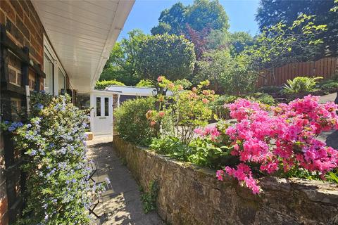 7 Hurstmere Close, Grayshott, Hindhead, GU26 6TR