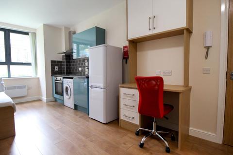 undefined, Apt 2, Lofthouse Residence, 78 Lofthouse Place LS2